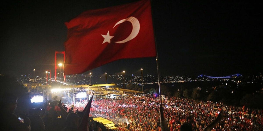 NATO-Türkçüler bir yandan Lawrence tohumları öbür yandan