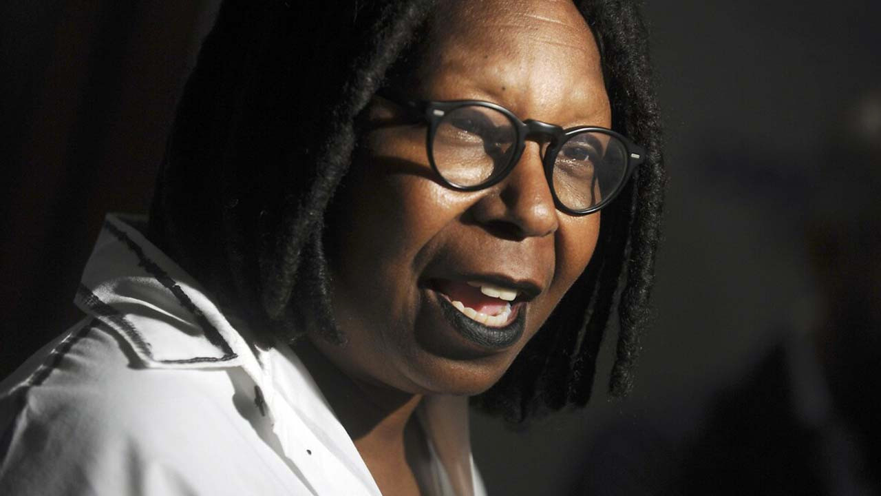 Oscarlı oyuncu Whoopi Goldberg koronavirüse yakalandı