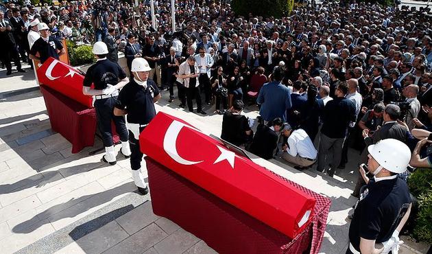 Şehit Başsavcı Mustafa Alper son yolculuğuna uğurlandı... / VİDEO