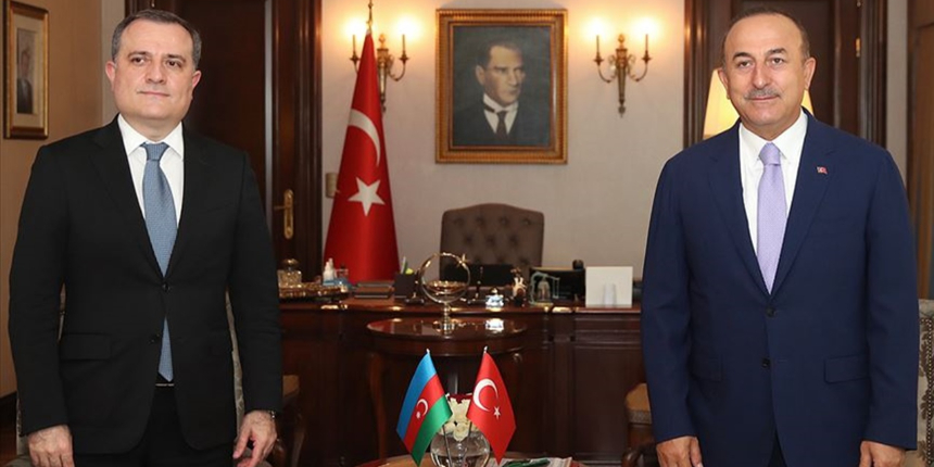 Bakan Çavuşoğlu, Azerbaycanlı mevkidaşını aradı