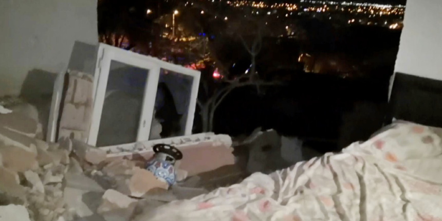 Şofbenden sızan gaz bomba gibi patladı, 3 kişi ölümden döndü