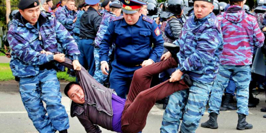 Kazakistan'da yeniden silah sesleri yükseliyor: 2 bin kişi gözaltında!