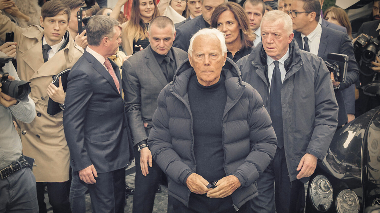Giorgio Armani, Milano ve Paris defilelerini iptal etti
