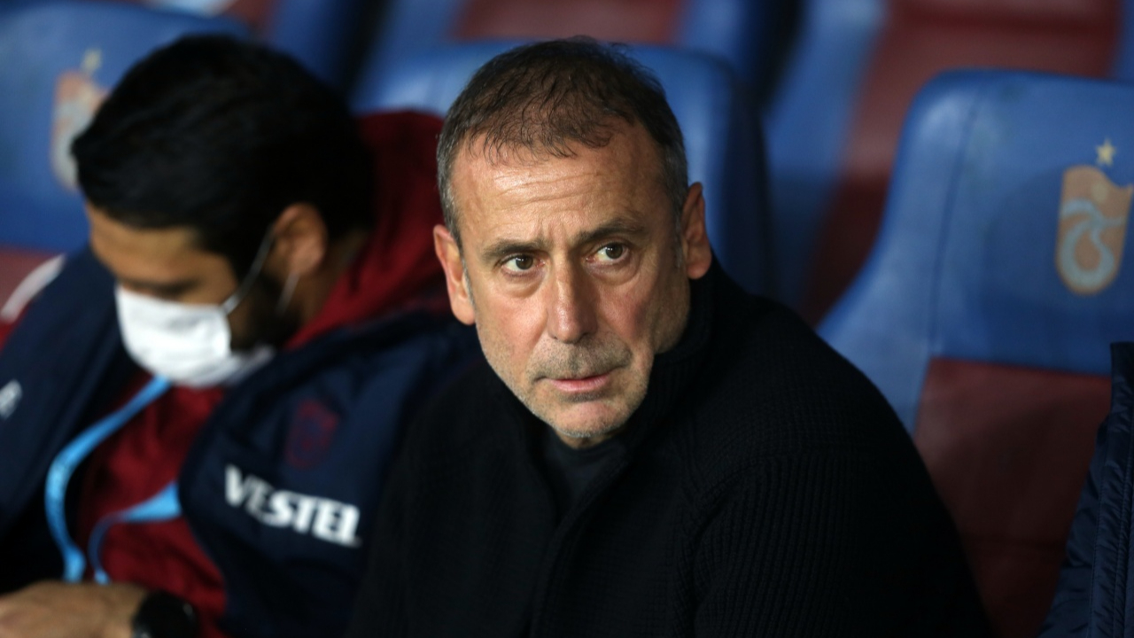 Abdullah Avcı'dan transfer açıklaması... Tymoteusz Puchacz yarın imzaya geliyor