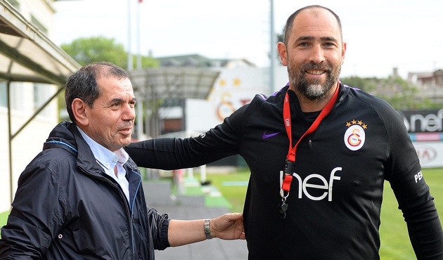 Galatasaray'da iki bomba birden! Resmen istediler...