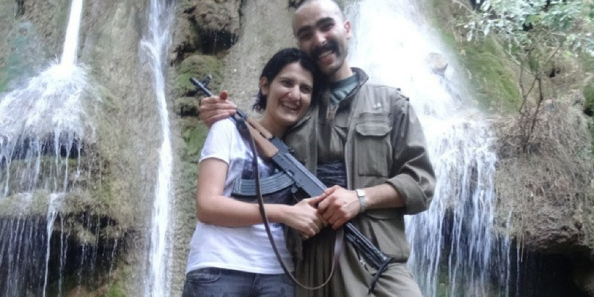 HDP'li vekil Semra Güzel'in terörist sevgilisi ile çekilmiş çok özel fotoğrafları ortaya çıktı!