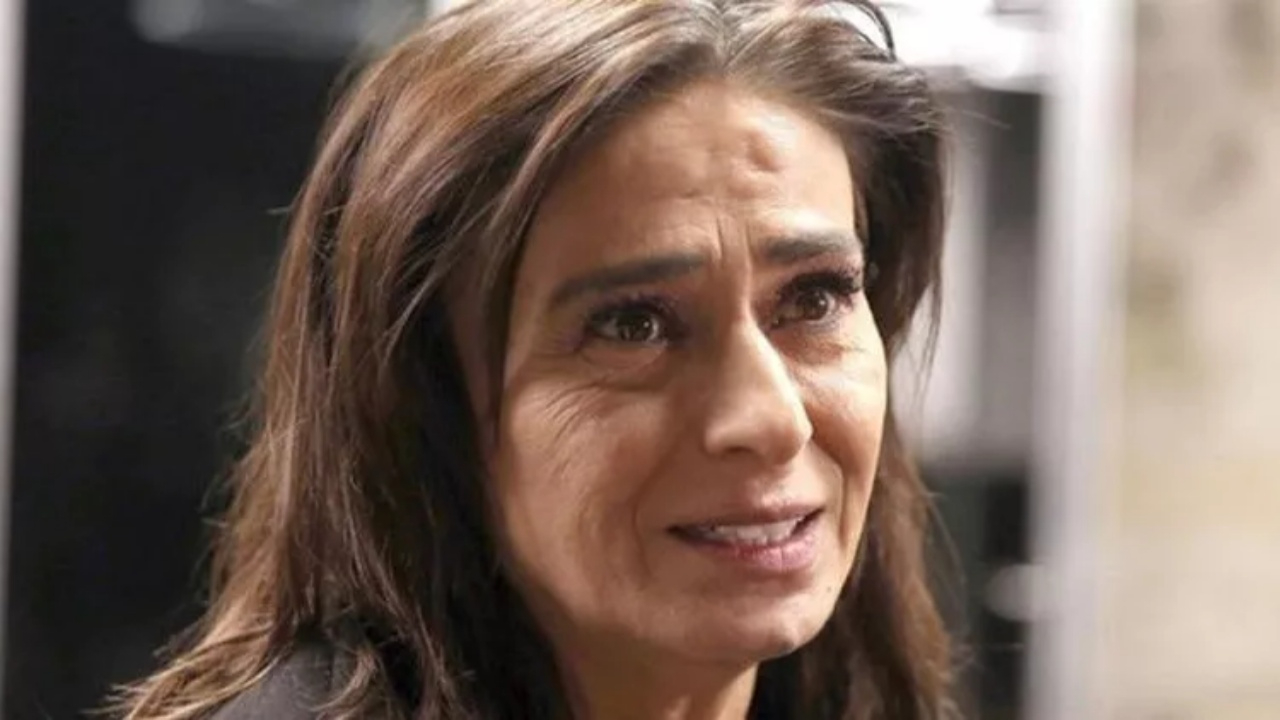 55 yaşındaki Yıldız Tilbe'nin kafası karıştı! Kıyafet sorusuna bakın ne cevap verdi