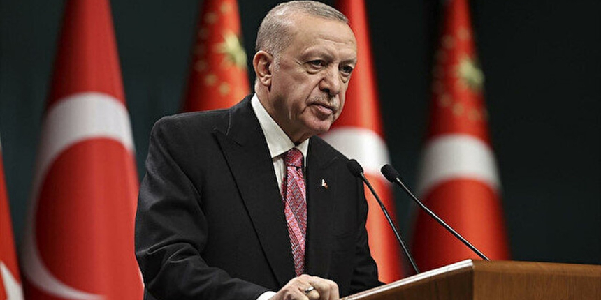 "2023 seçimi gidiyor, siz meleklerin cinsiyetini tartışıyorsun" isyanı!