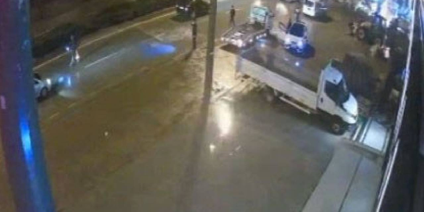 Yolun ortasında aracından inip tartıştığı sürücüyü vurdu