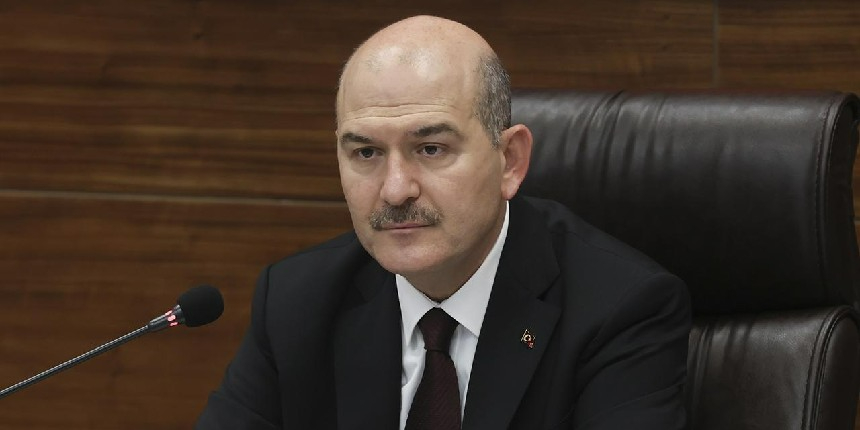 Bakan Soylu'dan İBB yönetimine: Bazı gazetecilere 30 bin TL vermek sizi haklı ve meşru kılmaz!