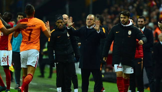 Terim'li Aslan Göztepe'yi parçaladı...