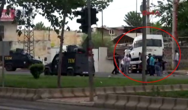 Diyarbakır 8. Ana Jet Üssüne giren resmi aracın altında bomba bulundu! / VİDEO