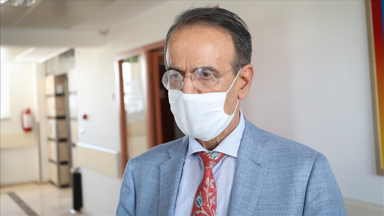 Mehmet Ceyhan, Omicron'un tedirgin eden sonuçlarını açıkladı: 1 ay içinde 3 defa yakalananlar var