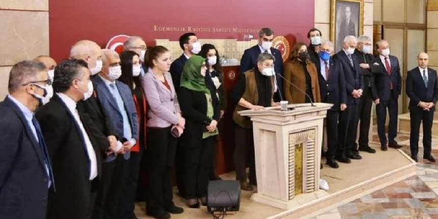 SuperHaber'in TTB içindeki PKK yapılanmasını deşifre ettiği günde böyle meydan okudular!