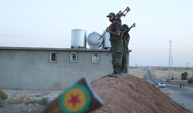 ABD ve Rusya'nın korumasındaki PKK-PYD'li teröristler gazeteci kaçırdı!