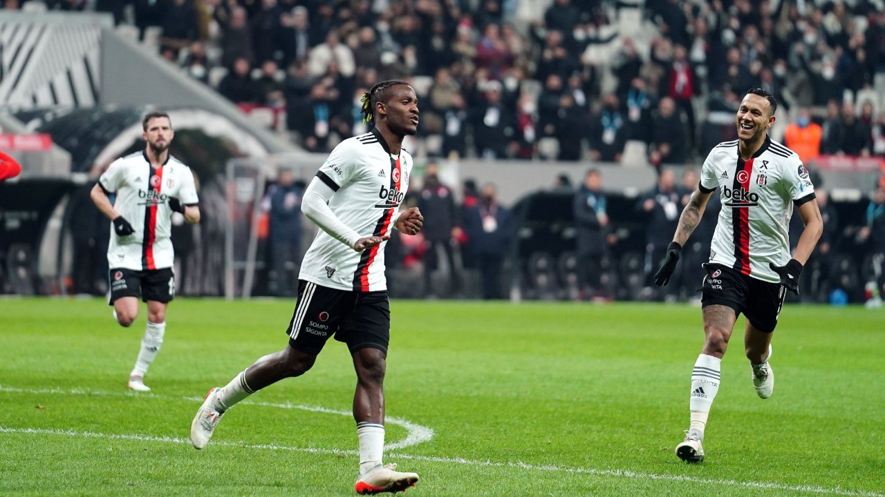 Beşiktaş 3 puanı tek golle aldı... Michy Batshuayi'den Gaziantep FK'ya üçlük!