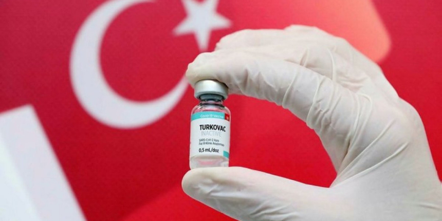TURKOVAC karalama kampanyası: TTB eleştirdi, Yunan tebrik etti!