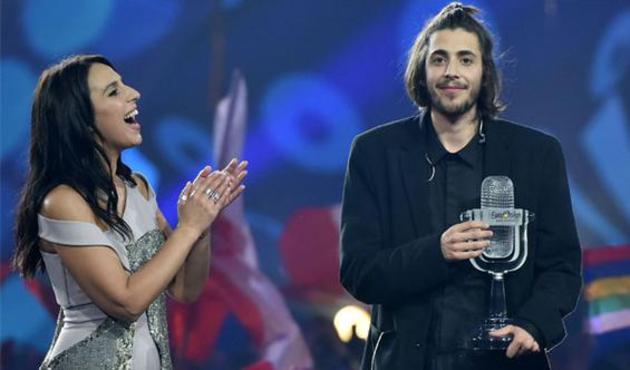 Skandallar Eurovisionu! Çekilenler, iğrenç protestolar ve 1 kazanan... / VİDEO