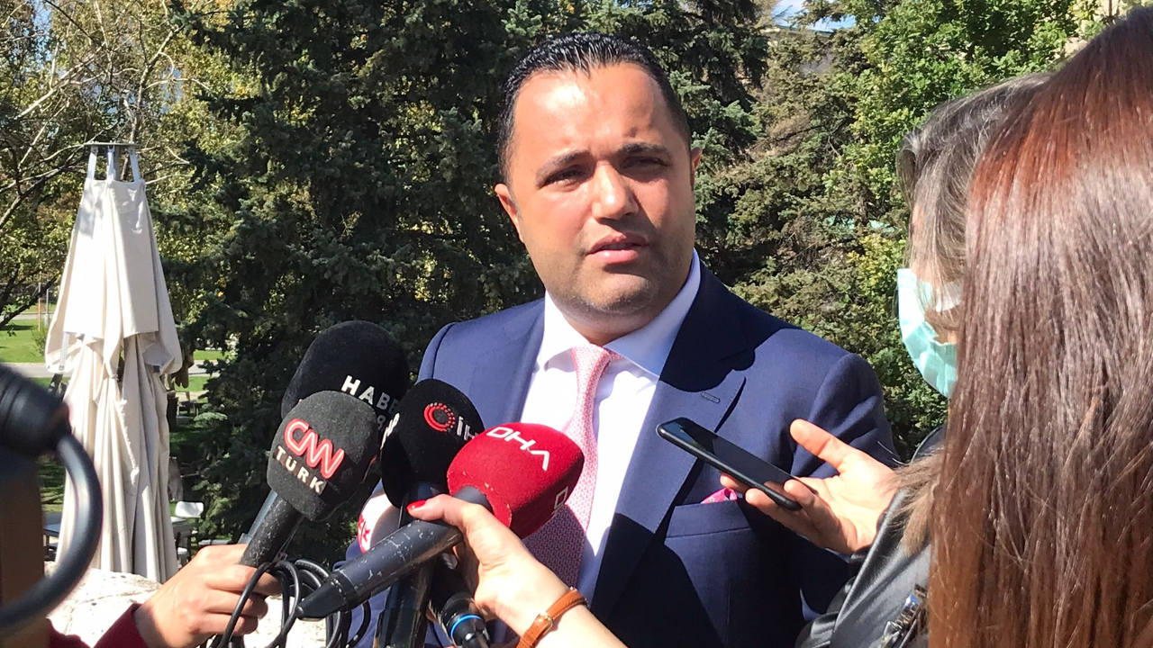 Rezan Epözdemir'den Işıtan Gün tepkisi... "Bu patolojik bakış açısını en hafif tabiriyle kınıyorum"
