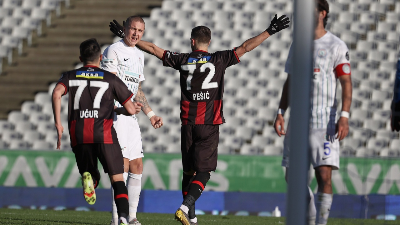 Fatih Karagümrük evinde Çaykur Rizespor engelini Aleksandar Pesic'le geçti