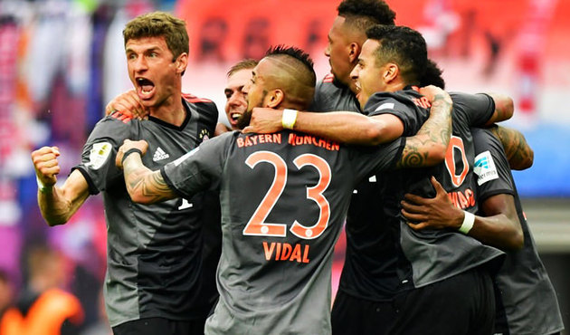9 gollü maçta Bayern'den efsane geri dönüş!