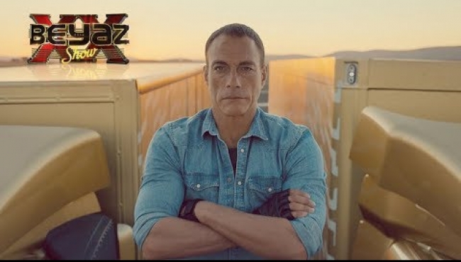 Van Damme Beyaz Show'a konuk oldu...