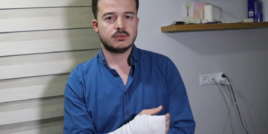 Seyyar satıcı 2 doktoru üniversite hastanesinde rehin aldı!