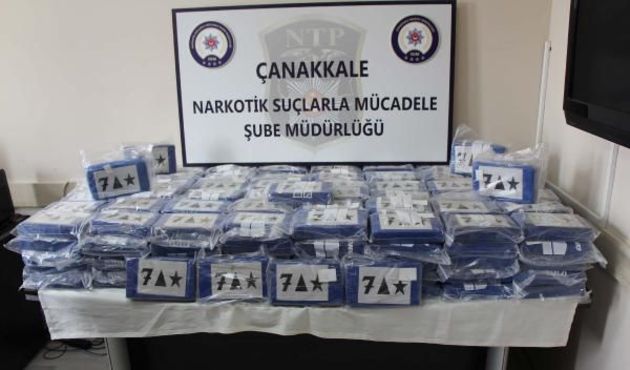 Dev uyuşturucu operasyonu! Yüzlerce kilo kokain yakalandı...