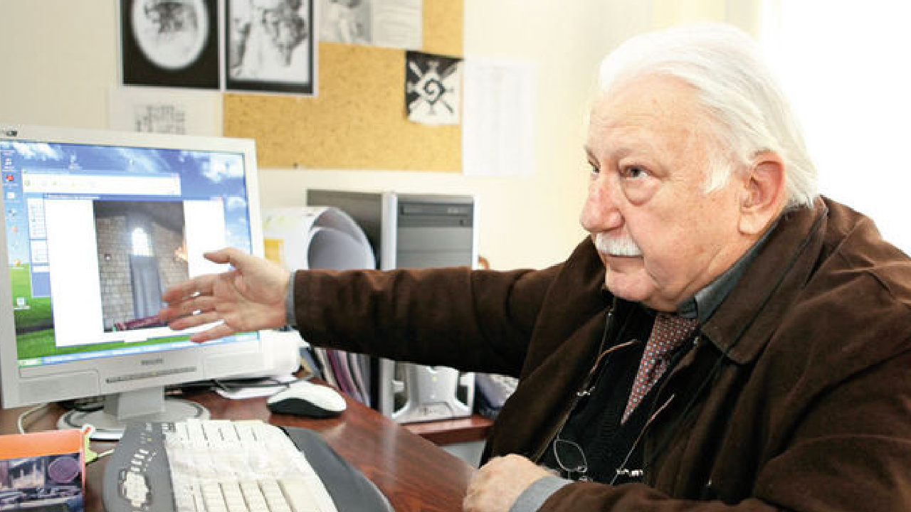 Süleyman Şah Türbesi'nin mimarı Prof. Dr. Ünal Demirarslan vefat etti