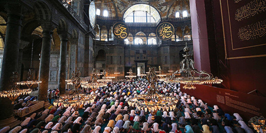 İBB'nin Ayasofya rahatsızlığı bitmiyor: İnternet sitesinde hala 'müze' olarak gösteriliyor!
