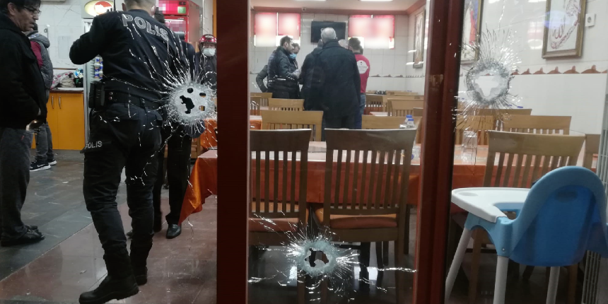 Restorana pompalı tüfekle saldırı: 2 yaralı