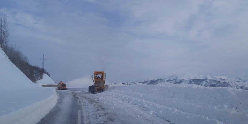 Tunceli'de çığ tehlikesi! Ovacık-Hozat kara yolu ulaşıma kapatıldı
