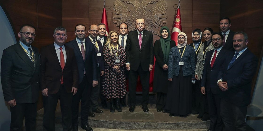 "Kur da düşecek, faiz de aynı şekilde düşecek ve 2022 bizim en parlak yılımız olacak"