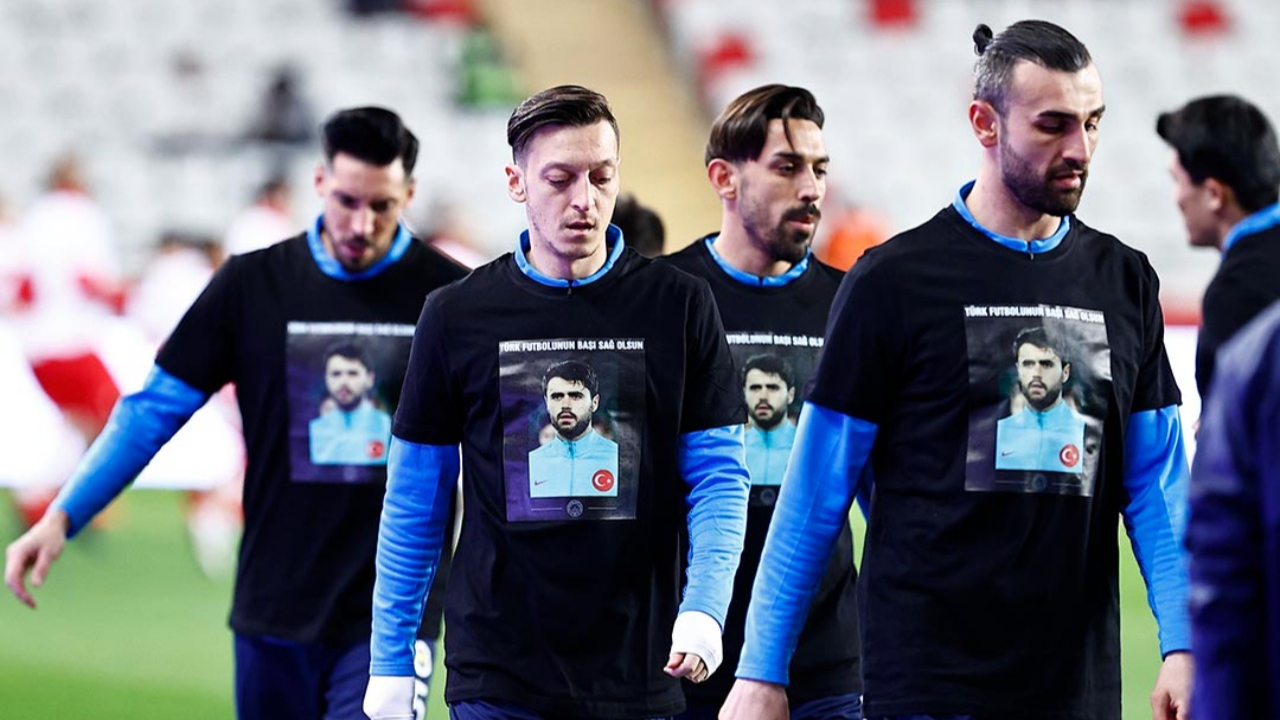 Fenerbahçe son dakika haberi... Mesut Özil ile ufak tefek problemler var