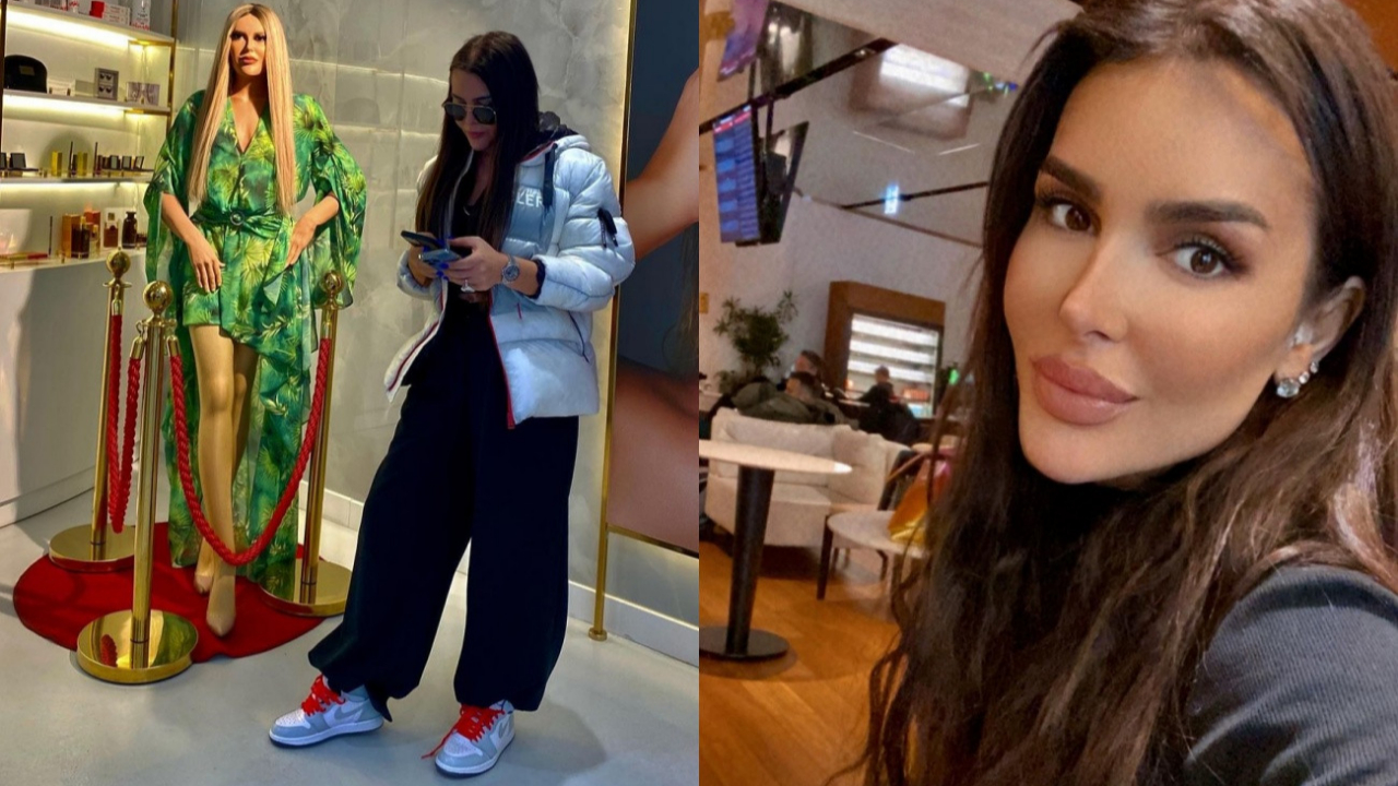 Selin Ciğerci sahibi olduğu güzellik merkezindeki balmumu heykeliyle poz verdi
