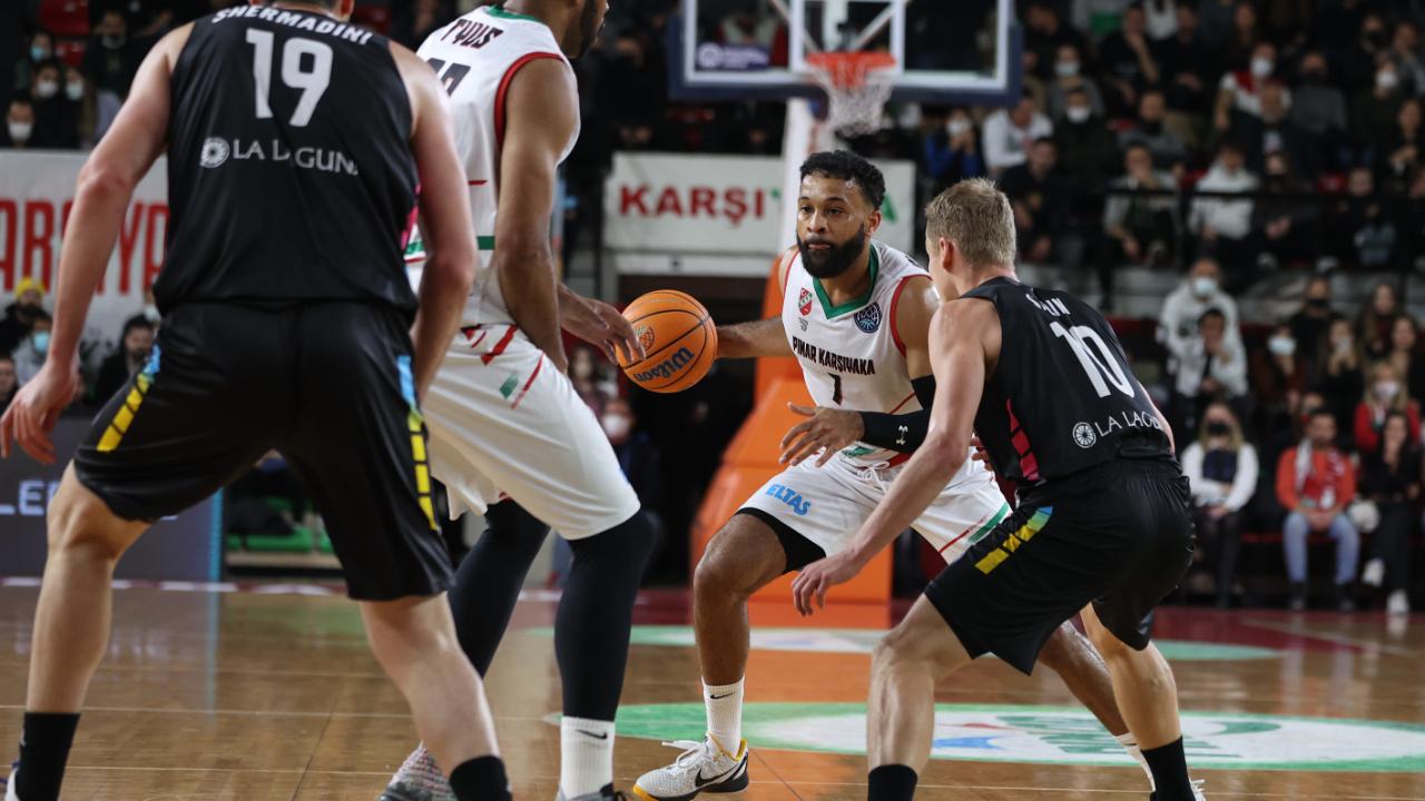 Pınar Karşıyaka, FIBA Şampiyonlar Ligi'nde son 16 turuna 1 maç uzaklıkta...