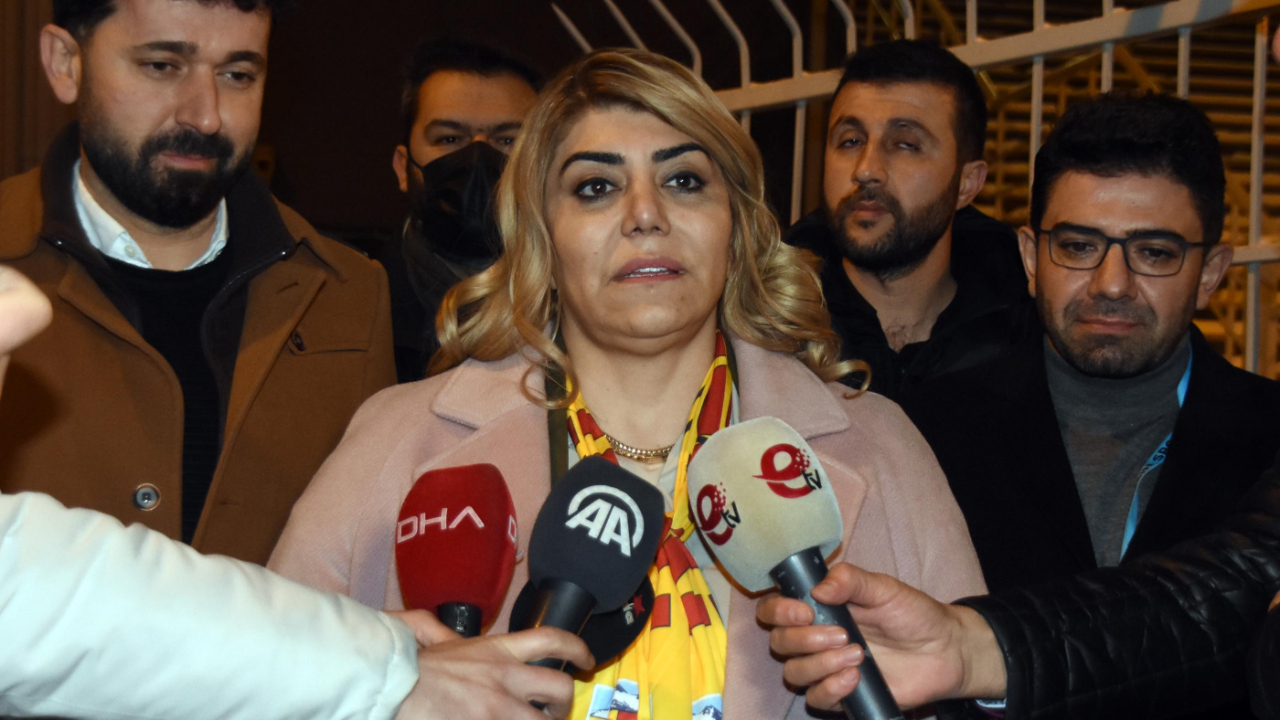Berna Gözbaşı: Bizim hedefimiz ligde ilk 10 takım arasına girmekti