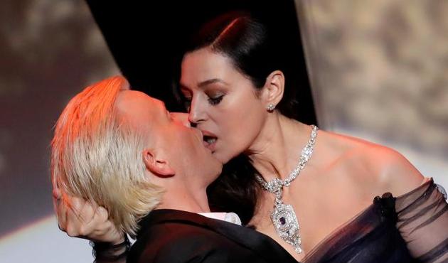 Monica Belluci, Cannes Film Festivali'ne dudaklarıyla hayat verdi