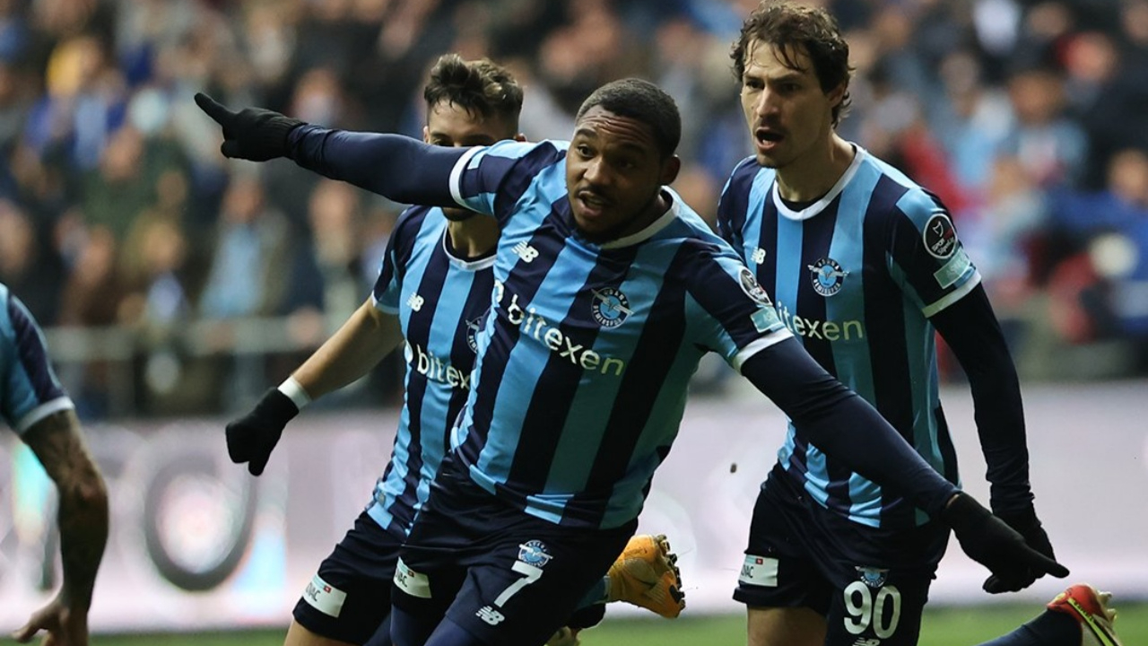 Adana Demirspor evinde Karagümrük'e 5 çekti! Britt Assombalonga ve Yunus Akgün'den 2'şer gol