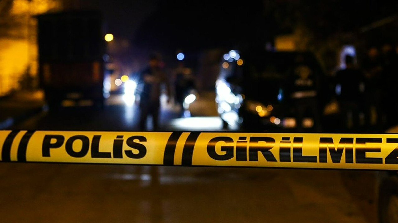 Arkadaşını sırtından vurup öldürerek kaçtı!