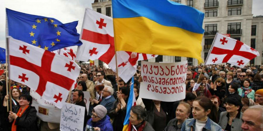 Batı'nın Rus sınırındaki diğer ülkesi Gürcistan'dan Ukrayna'ya destek!