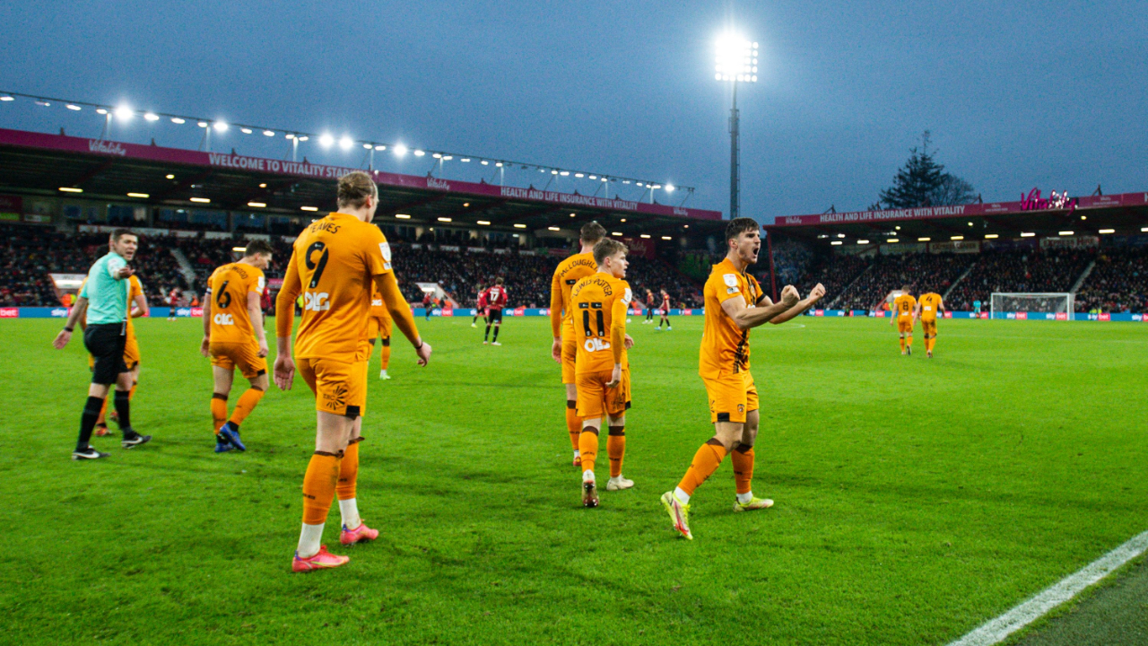 Hull City'ye bir haller oldu... Acun Ilıcalı kulübü satın aldı, takım canlandı