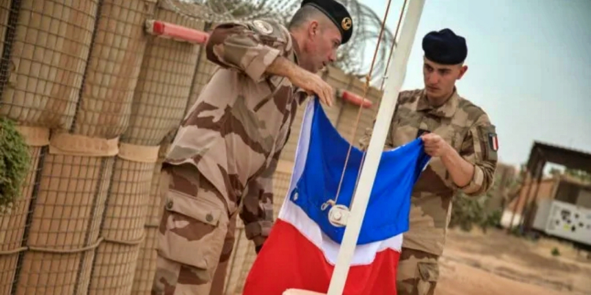 Mali'de Fransız askeri kampına saldırı: 1 Fransız askeri öldü!