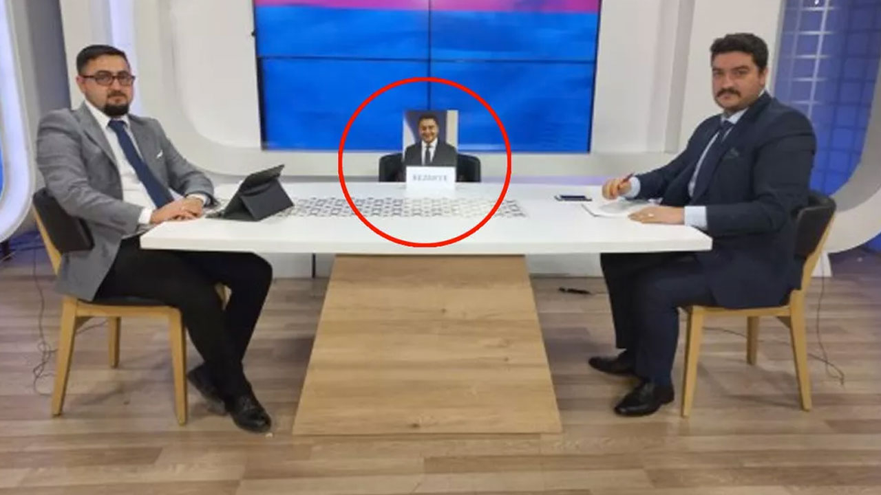 Canlı yayına gelmeyen Ali Babacan’I böyle protesto ettiler: İlginç görüntüler oraya çıktı