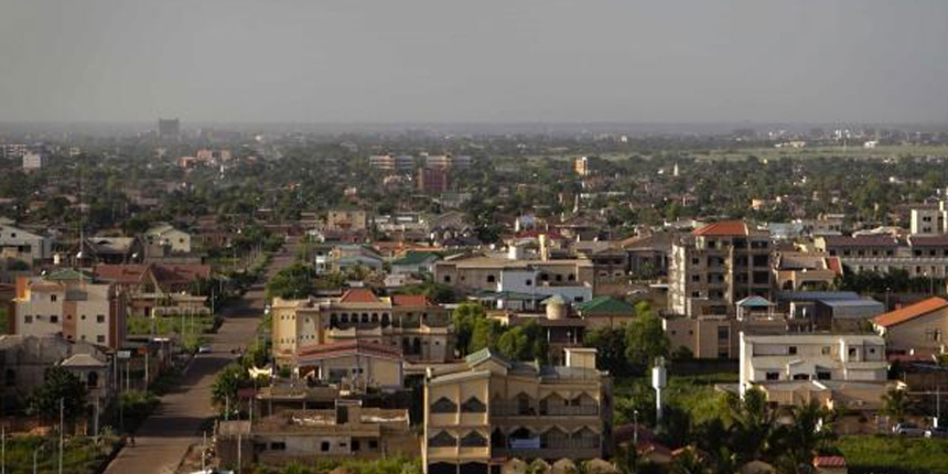 Daha önce darbe iddiaları gündeme gelmişti… Burkina Faso’da silah sesleri yankılanıyor