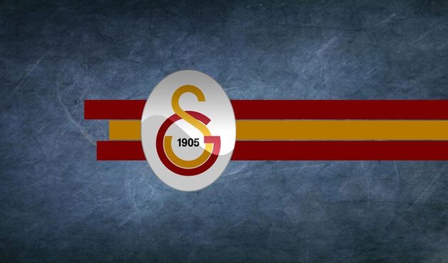 Yaşayan efsane Galatasaray’a imza attı!