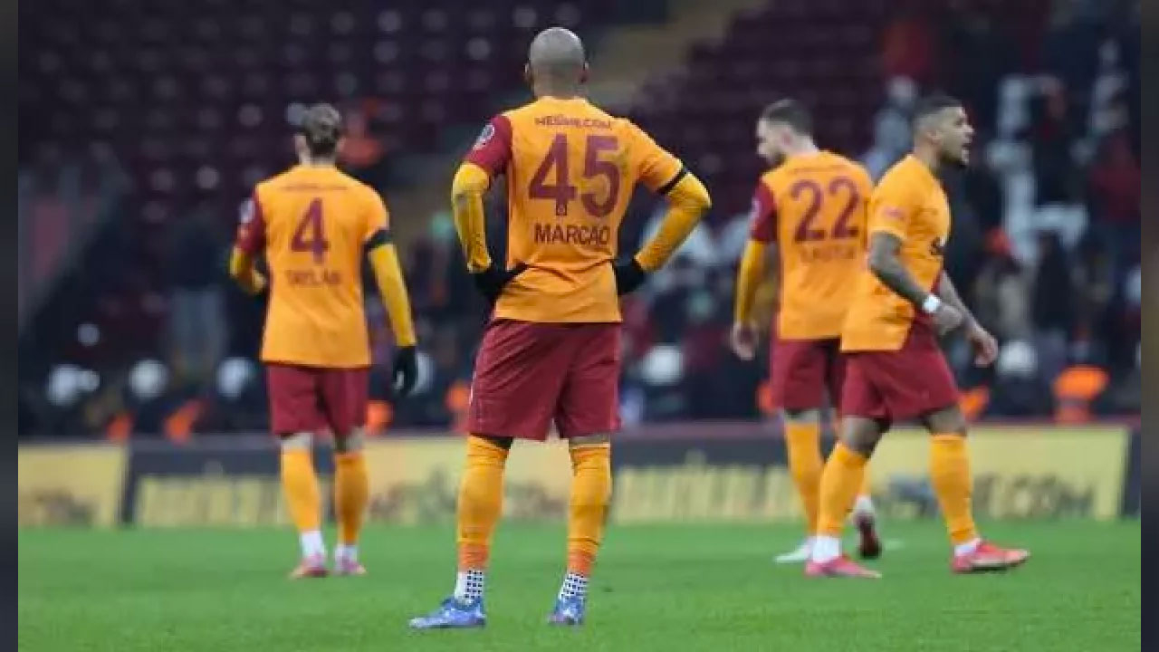 Galatasaray’da kötü gidiş sürüyor… Tarihinin en kötü performanslarından biri