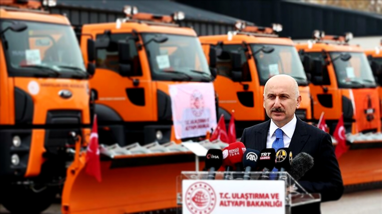 Bakan Karaismailoğlu sevindiren haberi verdi: Türkiye genelinde, tamamına yakın kesimlerde trafiğimiz açıktır!