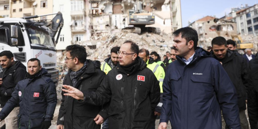Bakan Kurum'dan Elazığ depreminin yıl dönümünde videolu mesaj