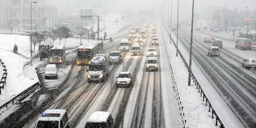 İstanbul'da kamuda mesai bugün 15.30'da sona erecek